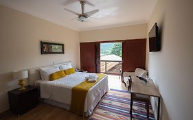 Pousada Costa Rielli